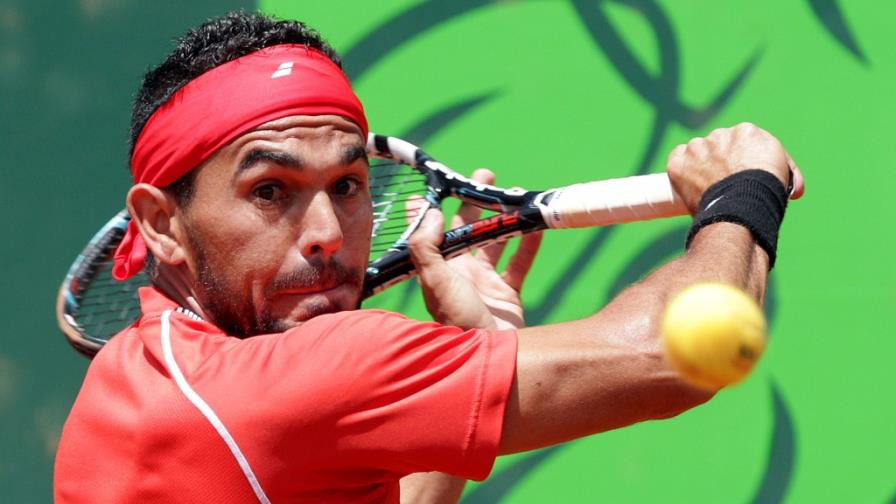 Víctor Estrella avanza a segunda ronda en Monterrey