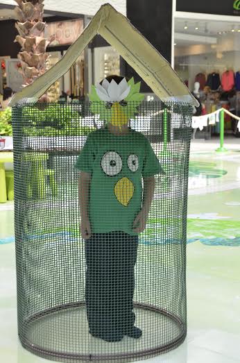 Los niños se divierten con las actividades que desarrollan los organizadores