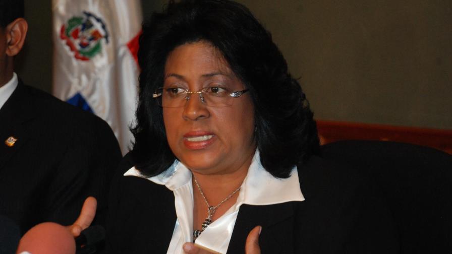 Cristina Lizardo informa que el Senado aprobará el Presupuesto para 2016 esta tarde 