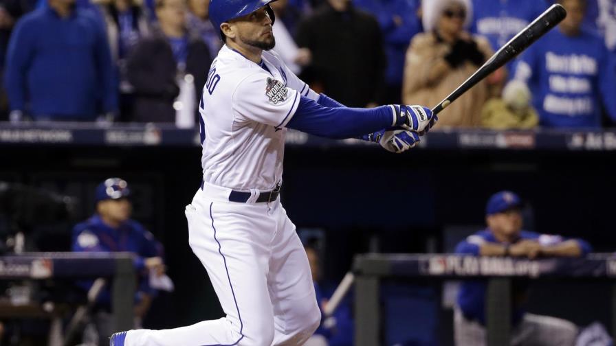 La llamativa historia de Paulo Orlando, de los Reales de Kansas City