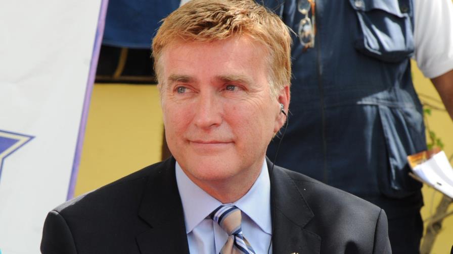 Embajador afirma Estados Unidos apoya lucha contra corrupción en República Dominicana