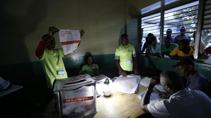 Haití: candidatos opositores denuncian “fraude masivo”