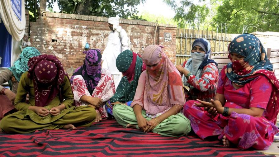 Acusan de asesinato a 11 personas por quemar a dos niños intocables en India