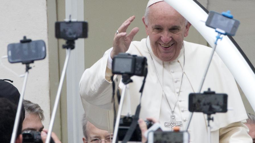 Dos libros prometen revelaciones sobre el Vaticano 