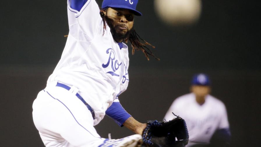 Cueto es invencible cuando lanza en casa 