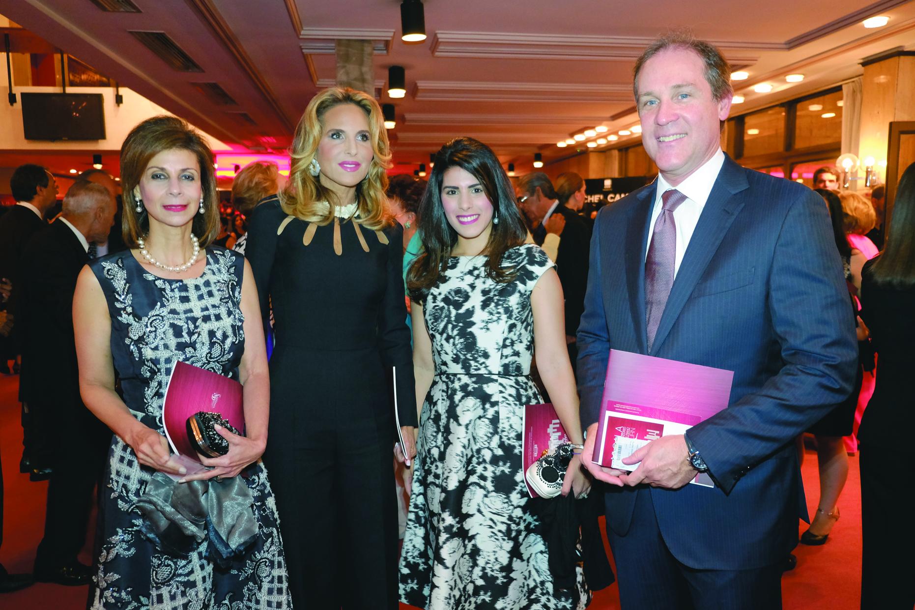 Patricia de Moya, Celicia de Guerra, Sarah de Moya e Ignacio Guerra.