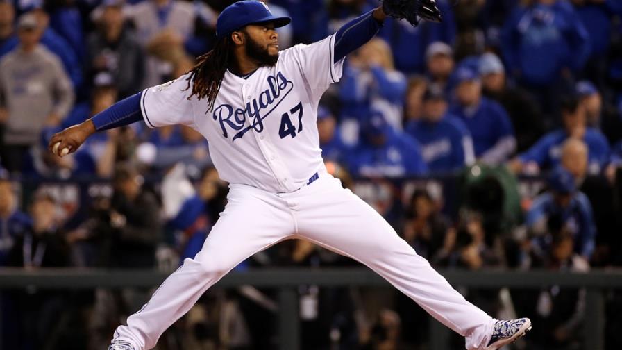 Dominicanos se apoderan de rotación de los Reales 