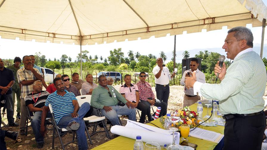Medio Ambiente inicia construcción  de vivero forestal en Bahoruco