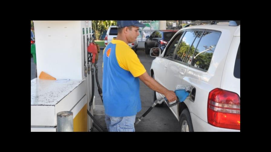 Industria y Comercio congela los precios de los combustibles 