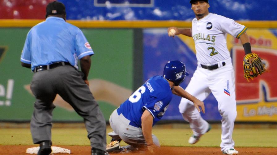 Licey vence EO con H4 de Rojas Jr