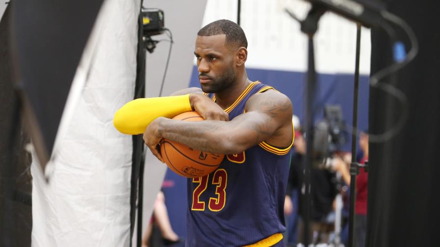 LeBron quiere jugar los 82 partidos de la temporada 
