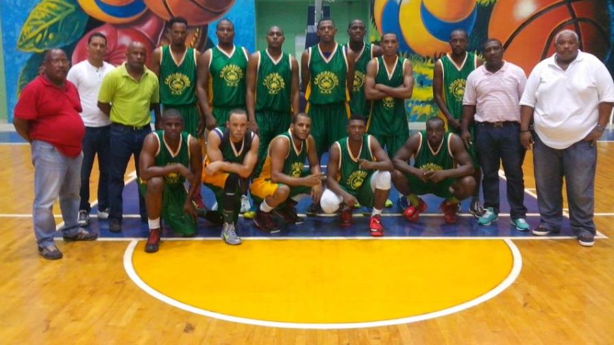 Cangrejeros igualan semifinal con Toreros en el baloncesto Libre