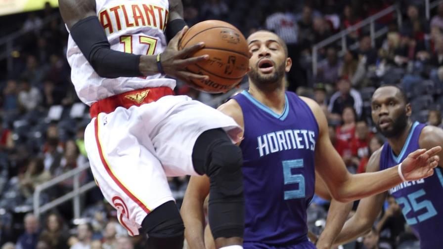 Al Horford marca 18 puntos y Atlanta gana a Charlotte 