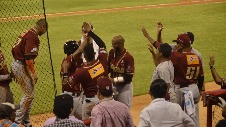 Los Gigantes vencen a los Toros y empatan ambos en el cuarto puesto