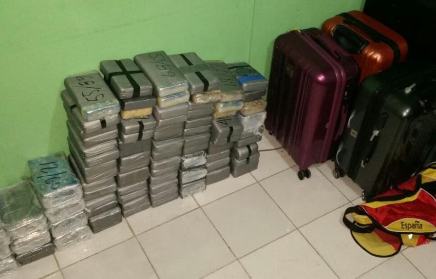 DNCD decomisa 101 paquetes de droga en Cap Cana