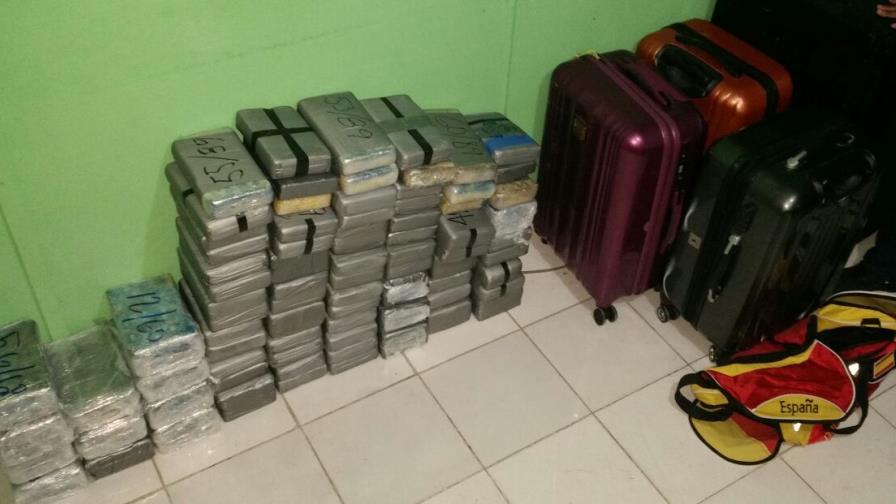 DNCD decomisa 101 paquetes de droga en Cap Cana