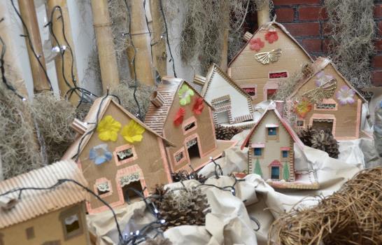 Pura Rondón, 85 años haciendo el Nacimiento del Niño Jesús