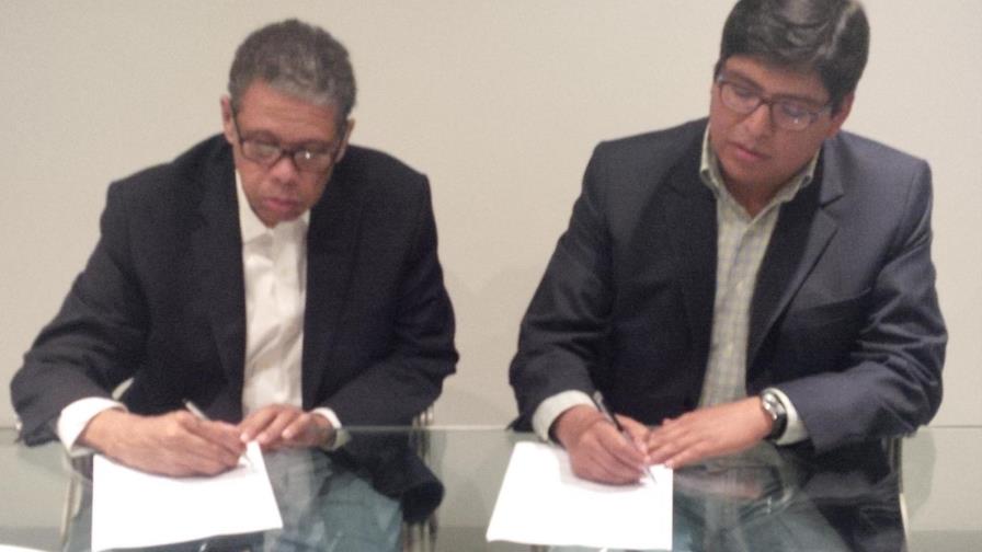 INPOSDOM y Servicios Postales del Perú firman memorando para mejorar servicio Exporta-Fácil