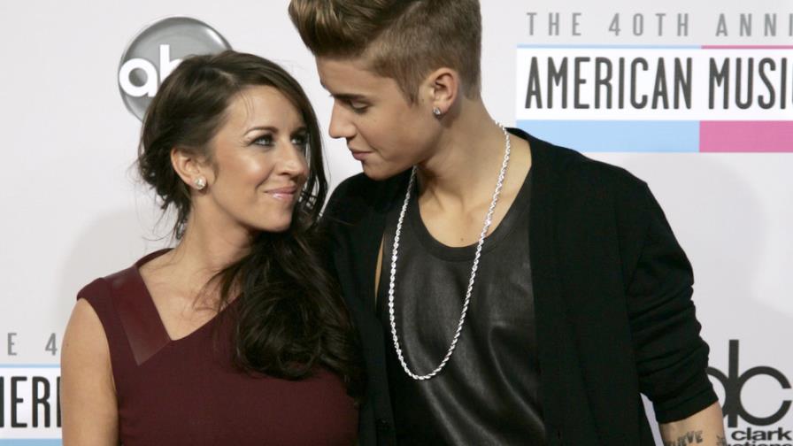 Justin Bieber  y su madre casi no se hablan 
