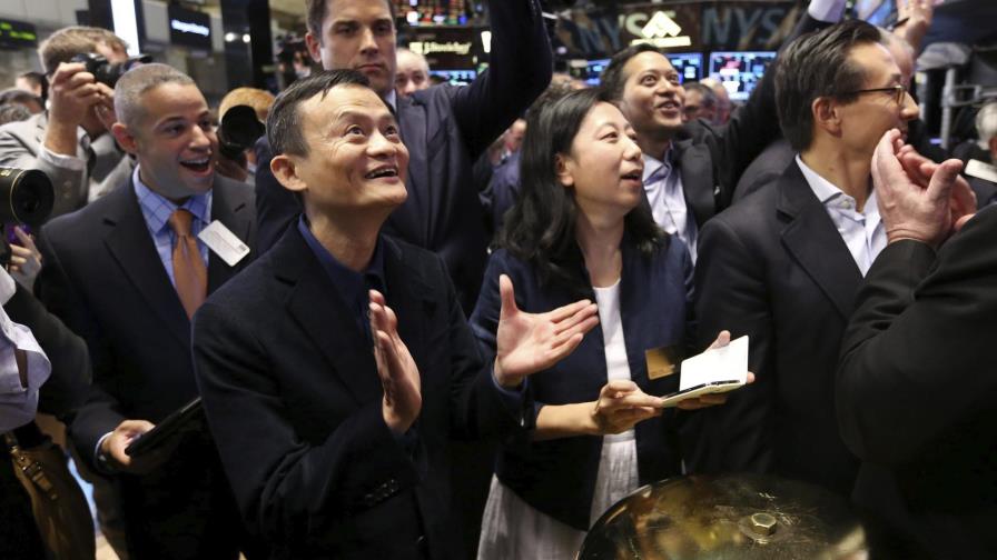 Alibaba logra 4.000 millones de dólares en primera hora del “Día del Soltero”