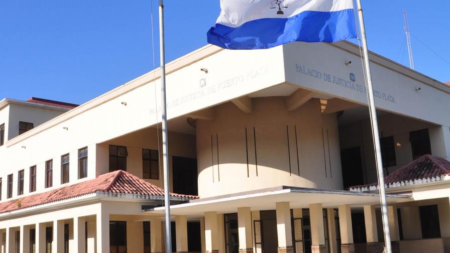 Consiguen medida de coerción contra policías acusados de robar a supuestos ladrones Consiguen medida de coerción contra policías acusados de robar a supuestos ladrones