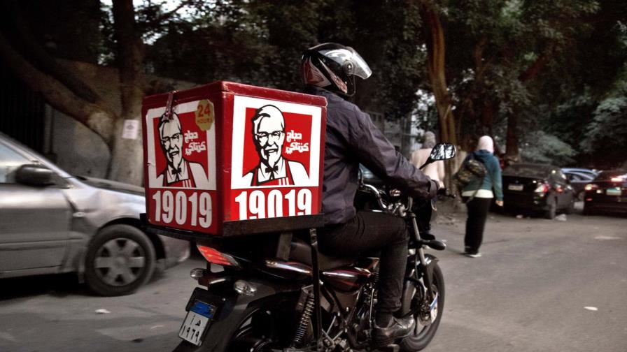 Kentucky Fried Chicken “inventa” el delivery en Estados Unidos 