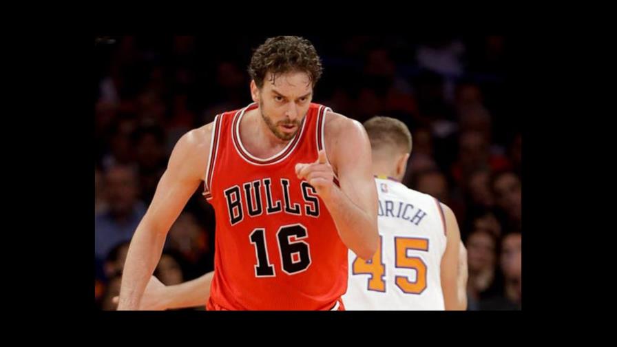 Pau Gasol recibe el premio al jugador con mayor impacto global