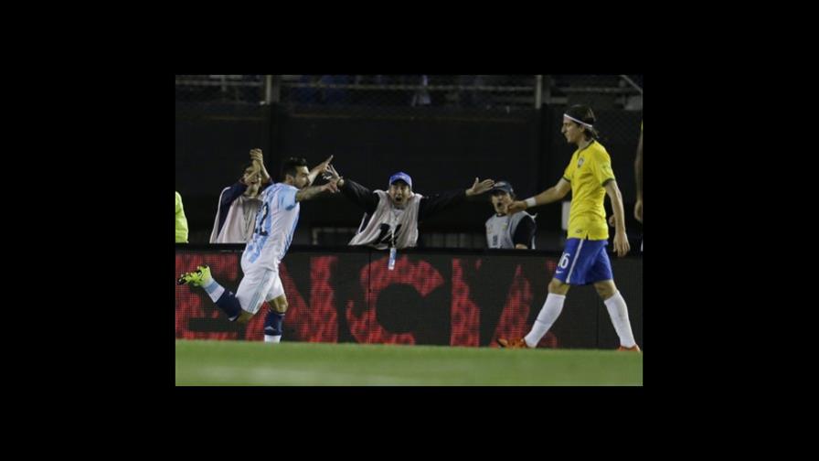 Mundial: En apuros, Argentina busca aire ante Colombia 