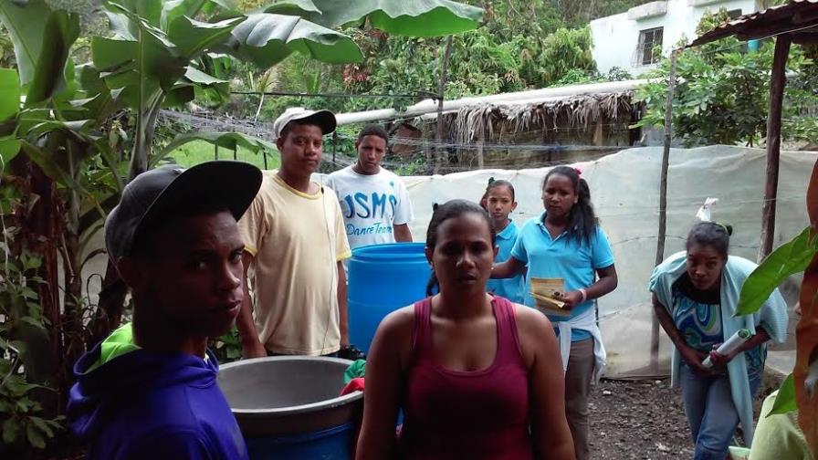 Informe indica en cada hogar dominicano hay al menos un criadero de mosquitos transmiten virus Informe indica en cada hogar dominicano hay al menos un criadero de mosquitos transmiten virus