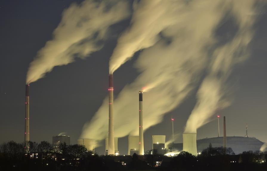 Los países de la OCDE dejarán de financiar plantas de carbón en el extranjero