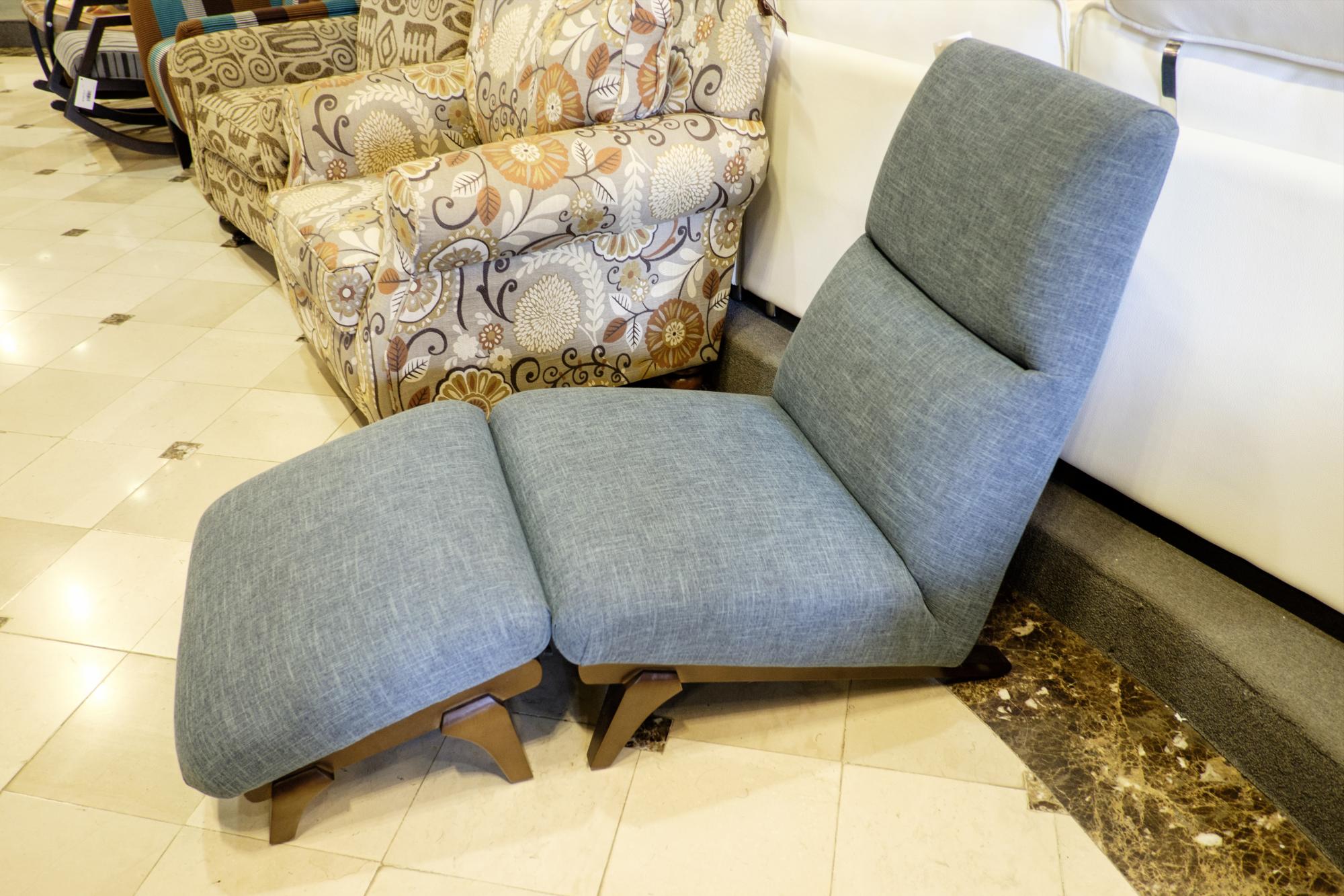 Home Gallery tiene este sofá ideal para la lectura, el descanso y para ver televisión o películas.