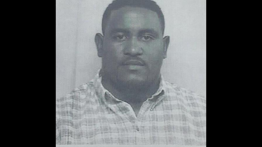 Policía aún no identifica a tercer involucrado en incidente de los disparos de una mujer en la vía pública