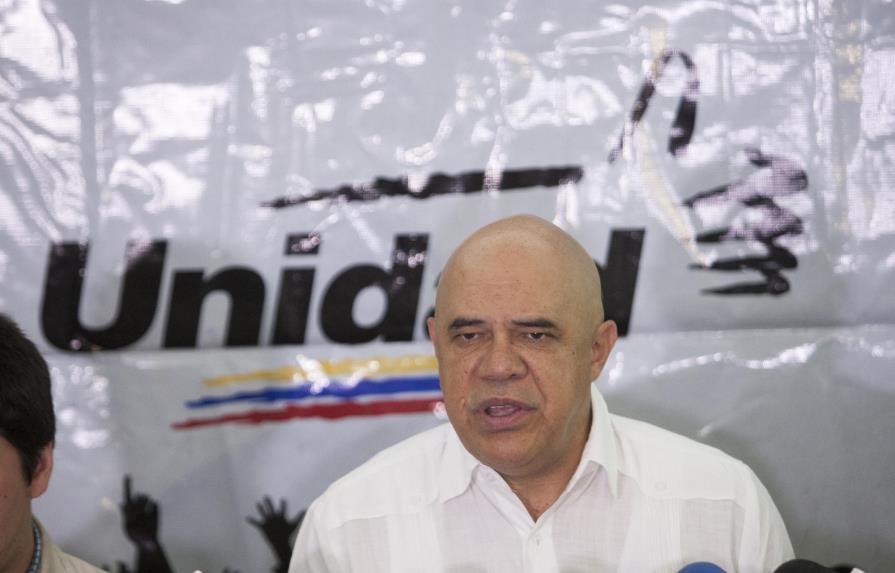 Oposición dice que misión Unasur llegó a Venezuela “tarde, incompleta y mal”