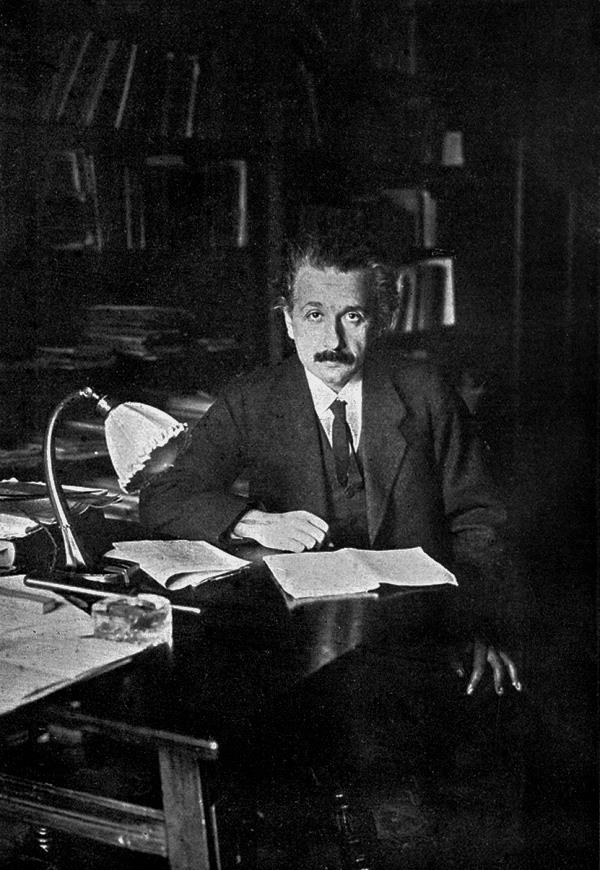 Albert Einstein y sus años berlineses o el camino hacia la consagración
