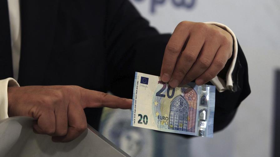 El Banco Central Europeo lanza nuevo billete de 20 euros más seguro