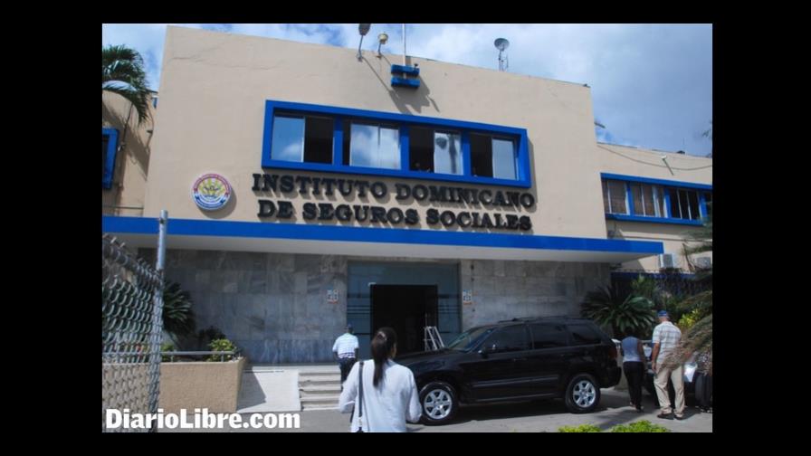 Médicos del IDSS piden a Cámara de Diputados aprobar préstamo para regalía Médicos del IDSS piden a Cámara de Diputados aprobar préstamo para regalía