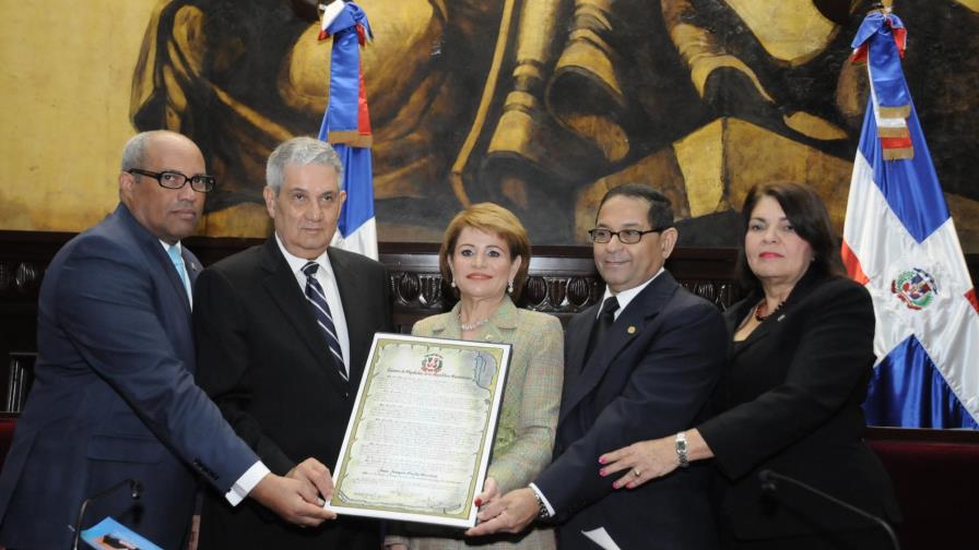 Puello: “Ney fue quien me hizo a mí pensar 
en la neurocirugía”