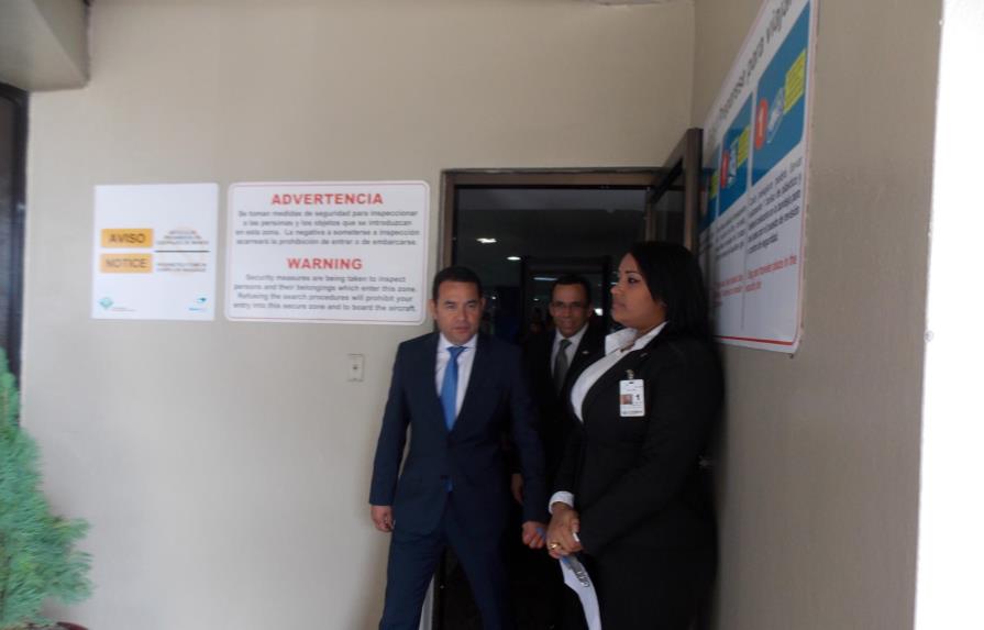 Presidente electo de Guatemala, Jimmy Morales, llegó al país
