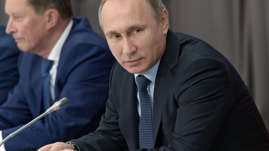 Putin envía misiles de defensa aérea a Siria 