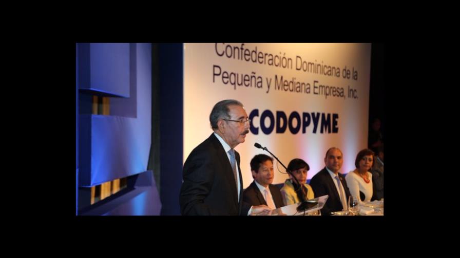 Danilo llama a las pequeñas empresas a formalizarse para que empleados tengan seguro de salud y pensiones Danilo llama a las pequeñas empresas a formalizarse para que empleados tengan seguro de salud y pensiones