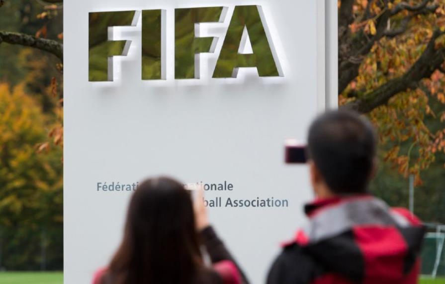 Relojes de lujo ofrecidos a dirigentes de la FIFA serán donados a una ONG