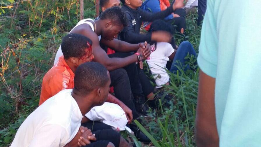 Once muertos y 53 heridos en choque entre autobuses transporte turístico 