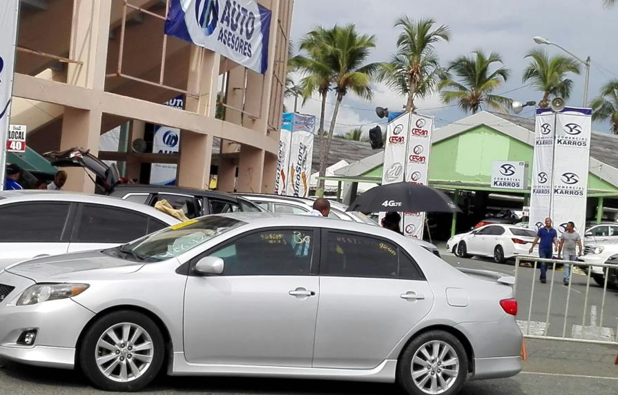 Setenta y siete dealers participan en la Auto Feria de Anadive 