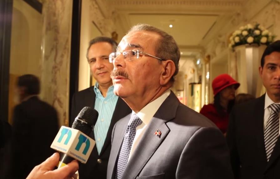 Danilo Medina: Trabajamos como si fuésemos los que estamos en tercero