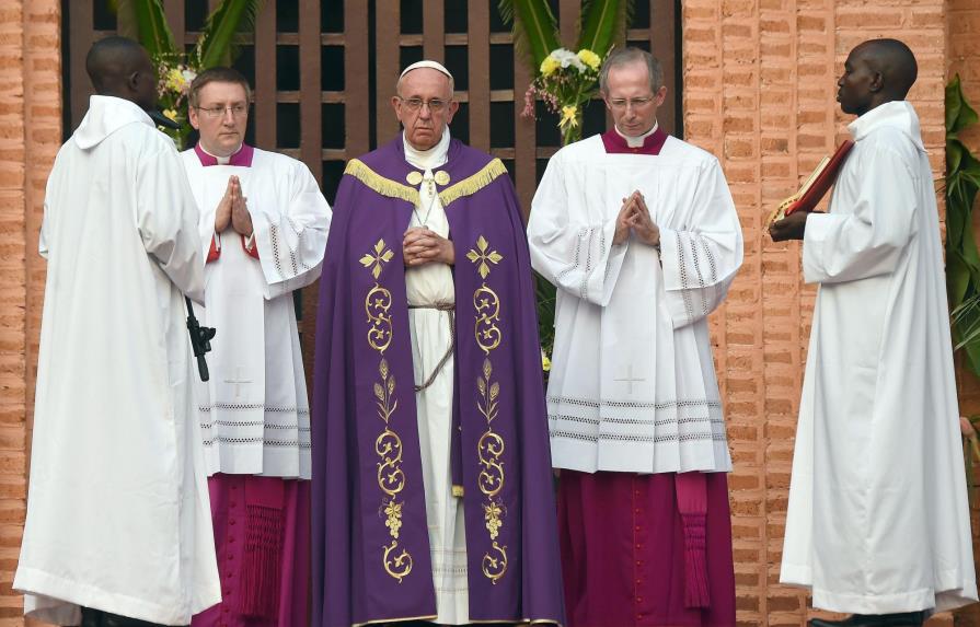 Papa lleva un mensaje de paz a República Centroafricana 