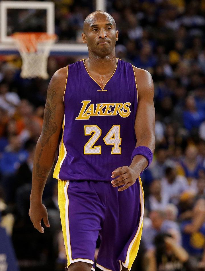 Kobe Bryant anuncia que se retirará al final de esta campaña 