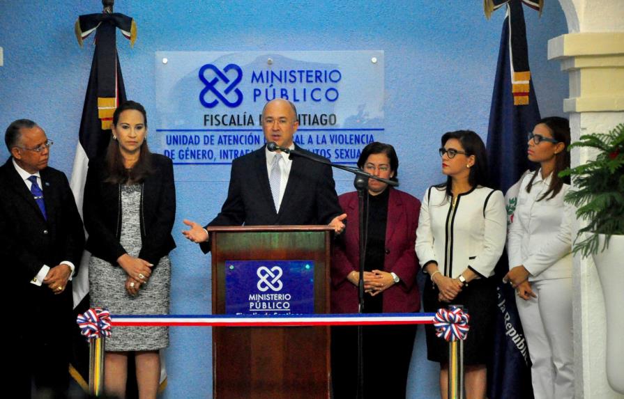 Procurador inaugura unidad de atención a víctimas de violencia en Santiago