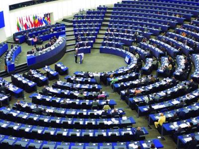 Eurocámara da luz verde a nuevos comisarios