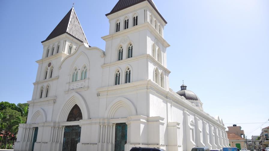 Cerrarán puerta principal de la Catedral Santiago Apóstol del 8 al 13 de este mes