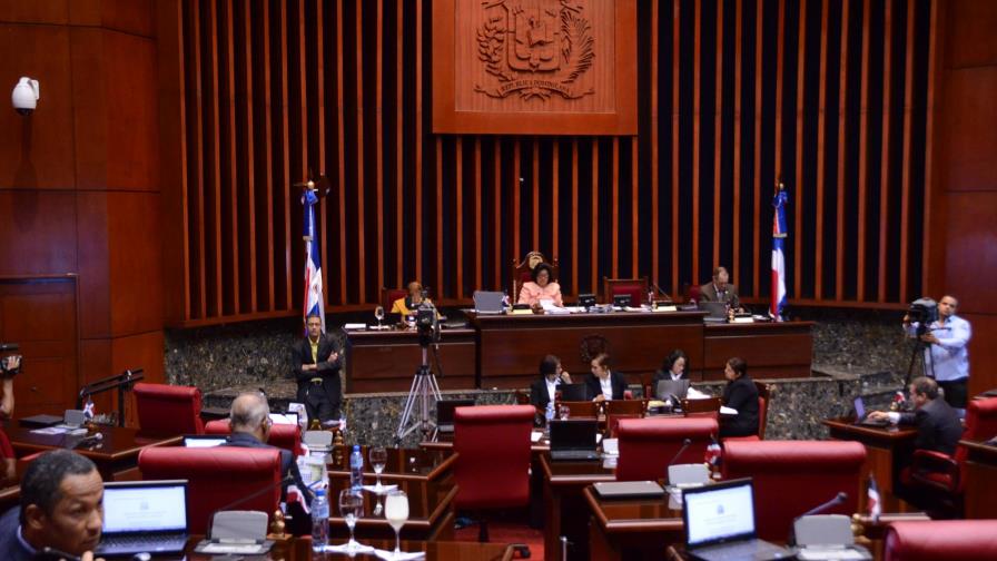 El Senado aprueba una emisión de bonos por RD$114,500 millones